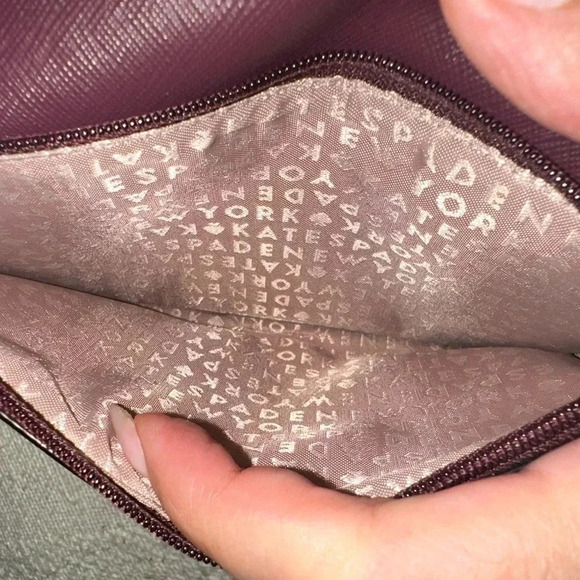 Kate Spade Laurel Way Winni Chocolate Cherry Crossbody Wallet - Picture 10 of 13